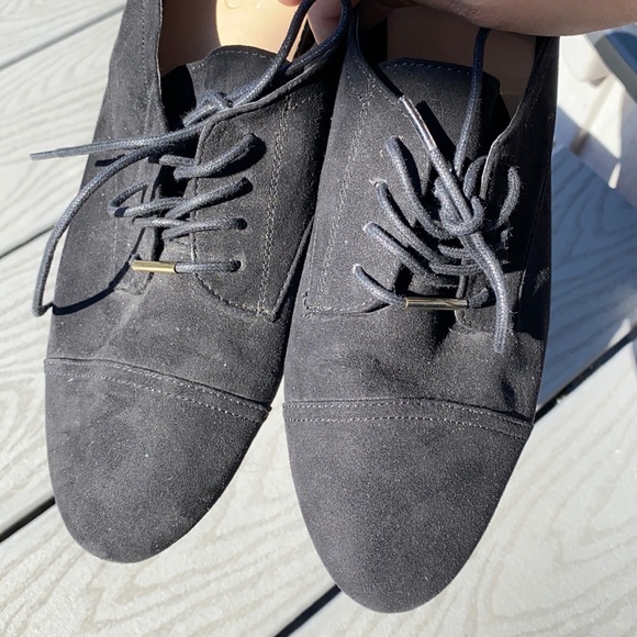 Aldo suede front tie loafer - Picture 2 of 8